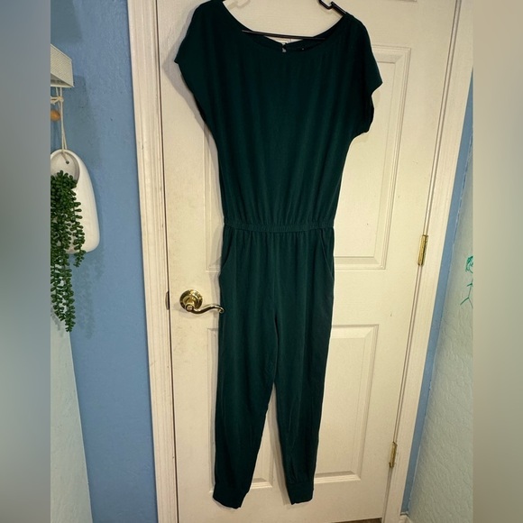 Amazon Green jumpsuit size Medium - Picture 1 of 9
